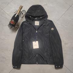 Moncler sz1-5 26yr125