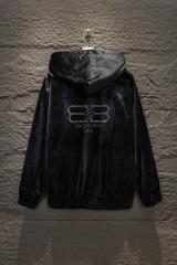 Balenciaga S-XL 8stx5301