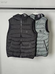 Moncler sz1-5 26yr112
