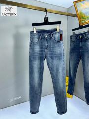 Arcteryx sz28-38 25tn01