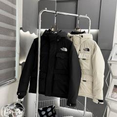 24 The North Face Down Jacket 0910