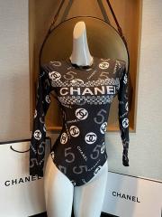 Chanel S-XL 19
