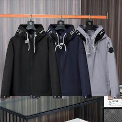 Moncler M-XXL  92