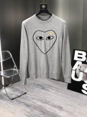 Play Sweater 0920