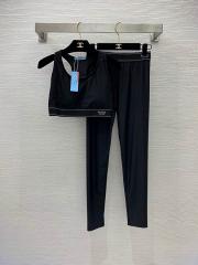 Prada Yoga Clothes 0715