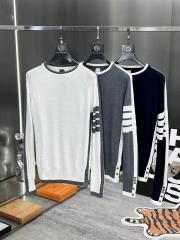 TB Sweater 0818