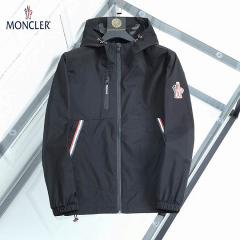 Moncler M-XXL 7sn09